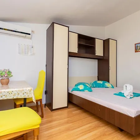 Ankica Apartamento Sumpetar